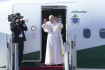 Megérkezése után elmondta kedvenc magyar viccét Ferenc pápa