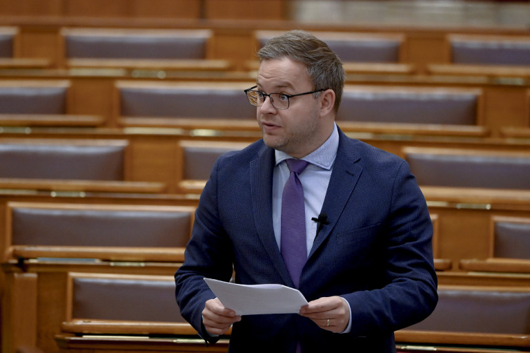 Megszólalt Orbán Balázs az Óbudai Árpád Gimnázium tervezett lenyúlásával kapcsolatban