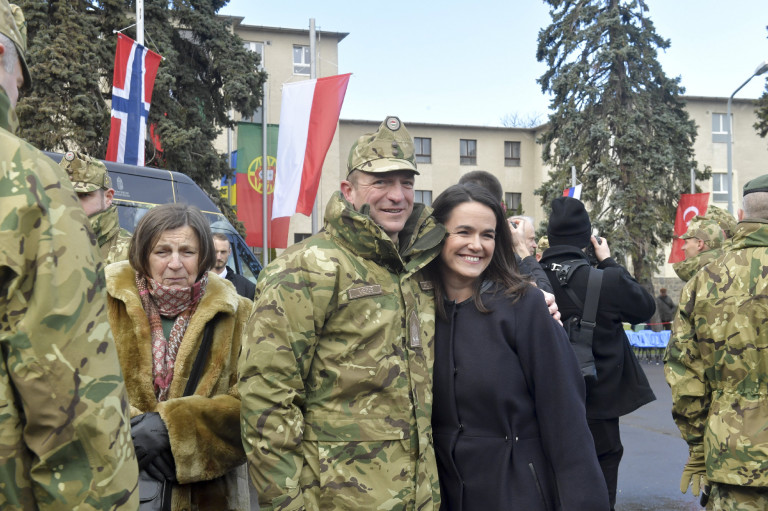 Novák Katalin férje a Magyar Honvédség tartalékos alezredese marad