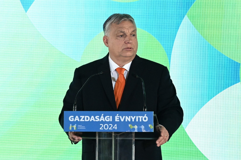 Orbán Viktor hivatalból mindig egészséges