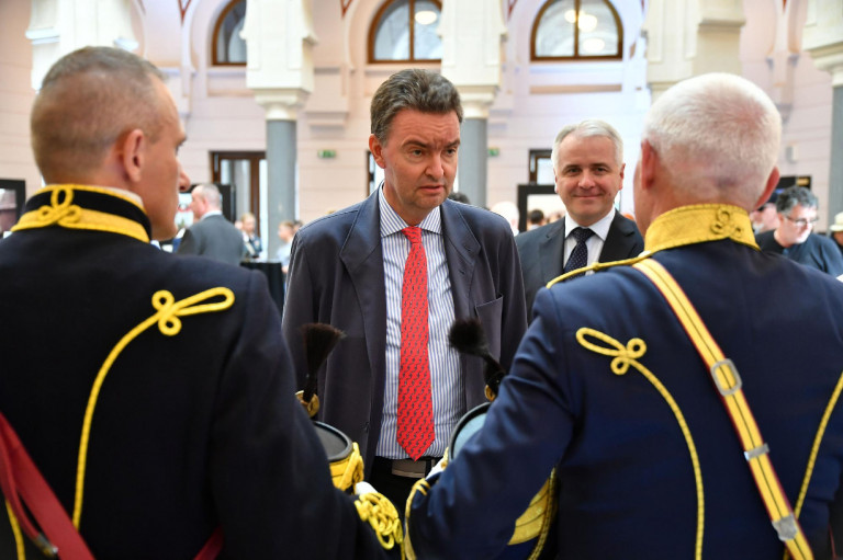 Habsburg György lehet az új párizsi nagykövet