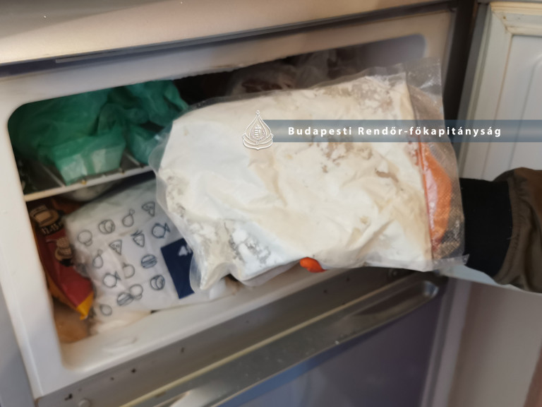 Videón három fővárosi drogdíler elfogása