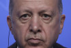 Erdogan felszólította Putyint, hogy azonnal hirdessen tűzszünetet