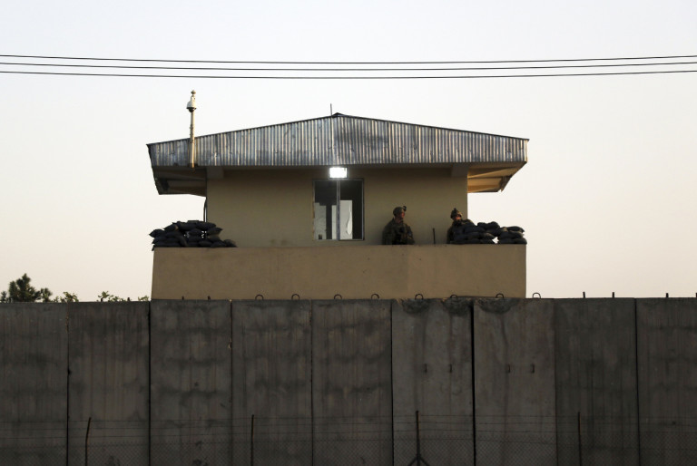 Katonai drónnal támadt az USA öngyilkos merénylőkre Kabulban