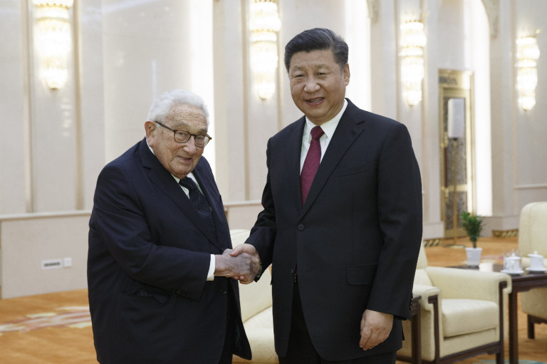 Meghalt Henry Kissinger