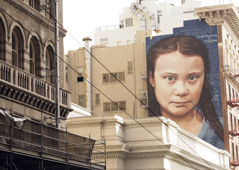 Nem vesz több pénteki klímasztrájkban részt Greta Thunberg, mert befejezte a középiskolát