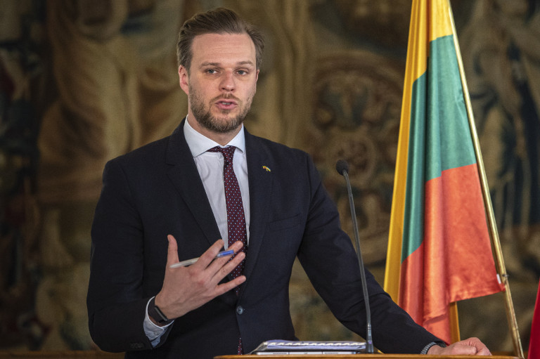 A litván külügyminiszter szerint meg kell találni a módját, hogy megkerüljék a magyar vétókat