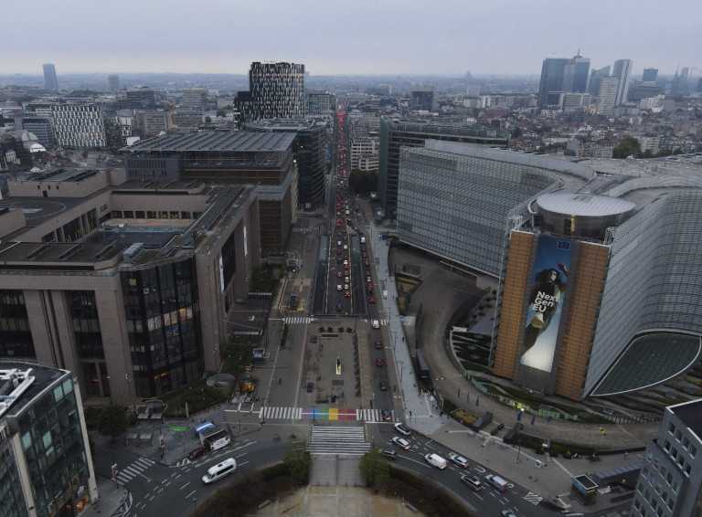 Kétmilliárd körül vett luxusingatlant a kormány Brüsszelben