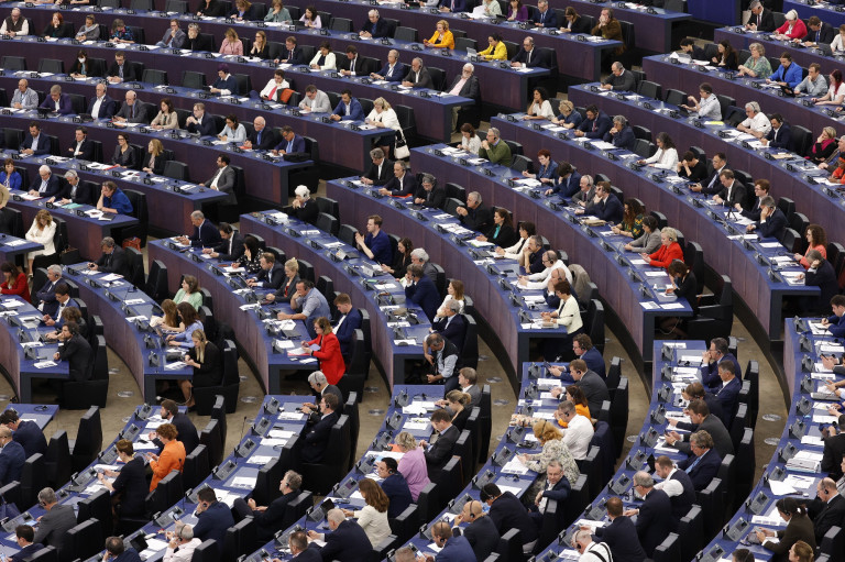 63 EP-képviselő kéri levélben, vonják meg Magyarország uniós szavazati jogát