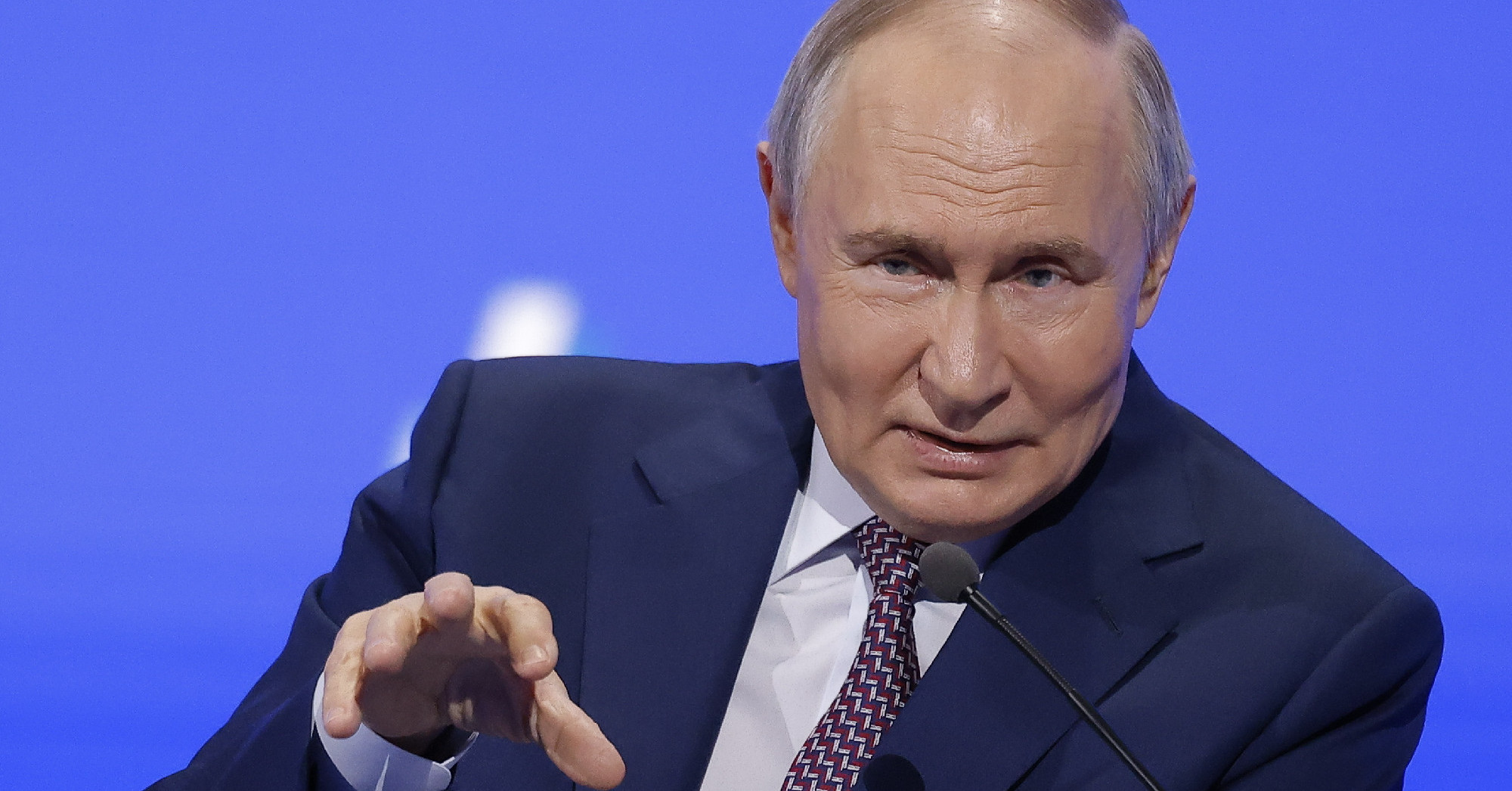 Putyin elrendelte, hogy az ukránok hagyják el a megszállt területeket