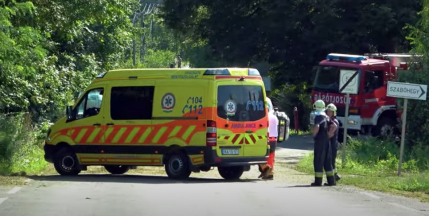 Kútba zuhant a kislány Kőszegen, az apja utánamászott