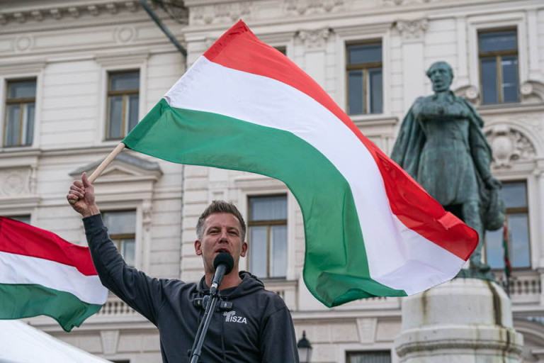 Magyar: Letelepedési kötvényt bocsát ki a kormány