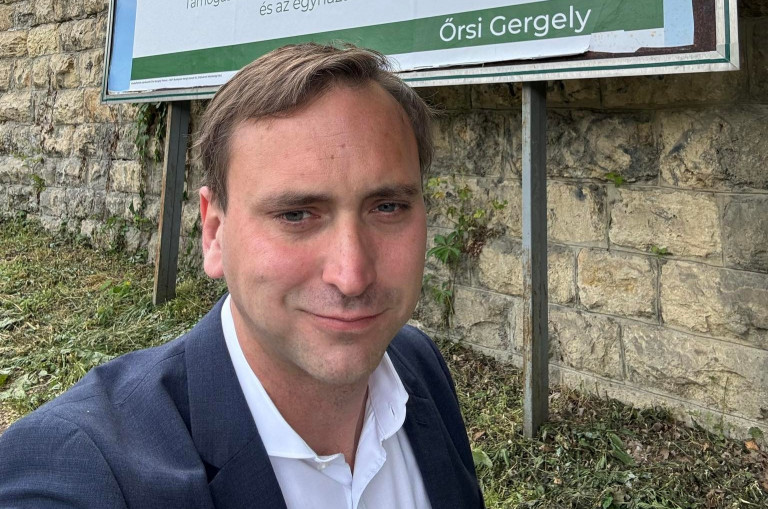 Őrsi Gergely négy óriásplakát-helyet tudott bérelni a kampány idejére