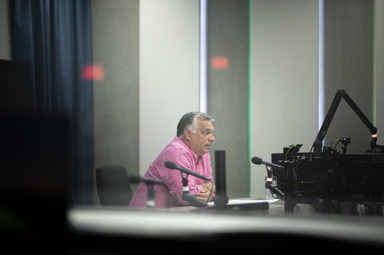 Baráti menekültekről és a negyedik hullámról beszélt Orbán