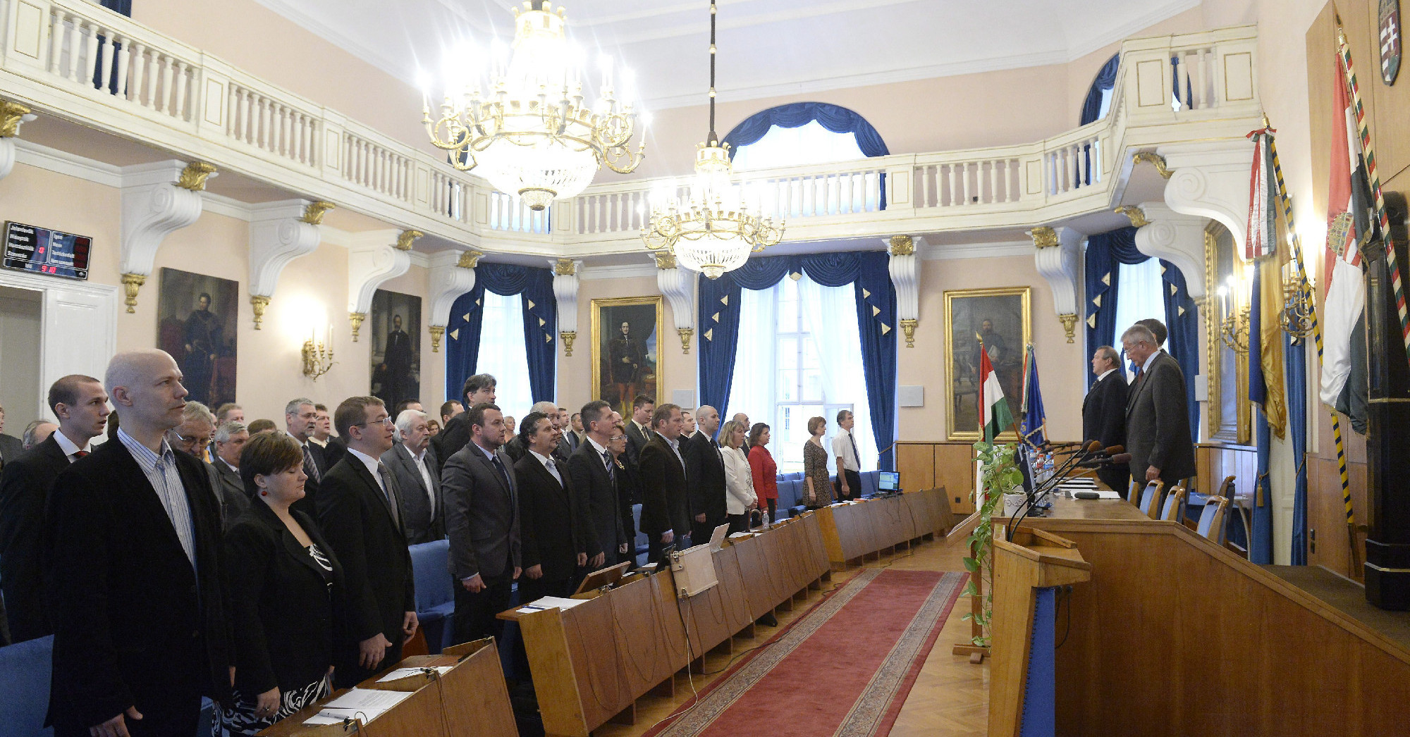 Elvesztette a többségét a Fidesz Pest megyében, nehezebb lesz kiosztani a Samsung-pénzeket