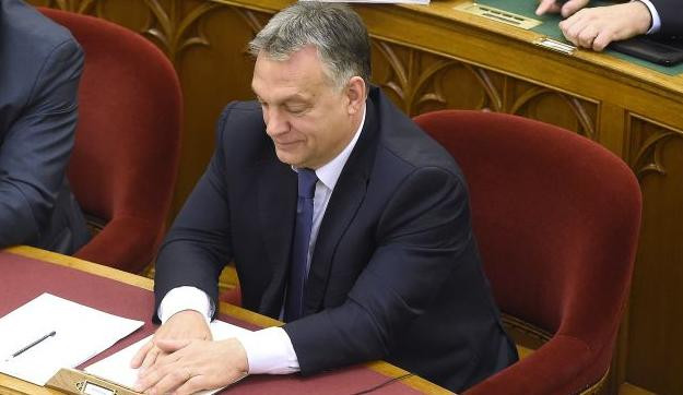 Bulika a parlamentben: ma is fűrészeltek egy nagyot