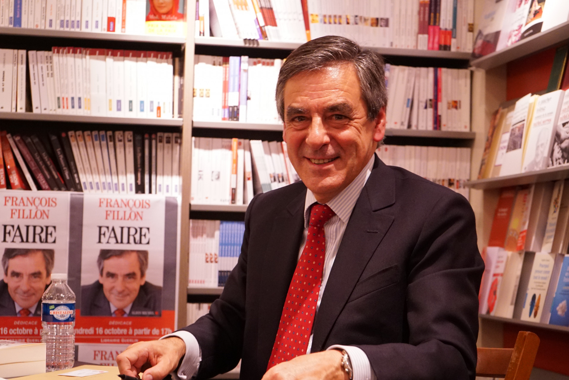 Vádat emeltek François Fillon ellen 