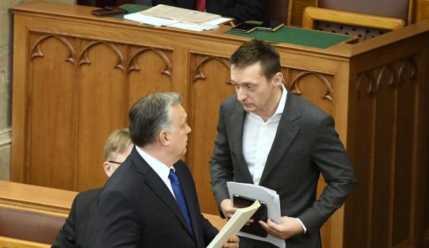 Ha van pénze, jöhet a migráns: százmilliárdos biznisz, csak nem az államnak