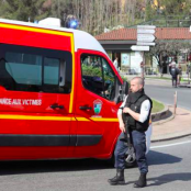 Levélbomba Párizsban, lövöldözés egy grasse-i iskolában