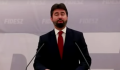 A Fidesz-igazgató a kétfarkú kutyákat környékezi