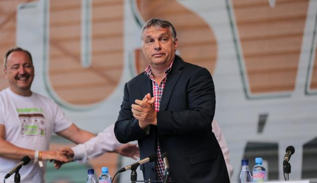 A norvég miniszterelnök szerint az „illiberális” hatalmak nem értik, hogy a civil szférának miért kell függetlennek lennie