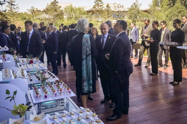Orbánnak elege van abból, hogy kioktatják emberi jogokból