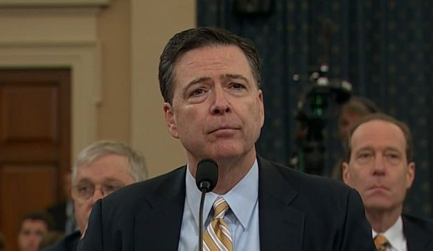 Az FBI nemrég kirúgott igazgatója beszélni fog Trump orosz ügyeiről