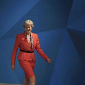 Ezt nem látták jönni: Theresa May az abszolút többséget is elveszítheti a júniusi választáson
