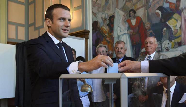Macron újabb fölényes győzelme megint bebizonyította, hogy a lázadás éve csak Orbán lázálmaiban létezik
