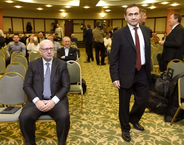 Megvan a kilövési engedély: Gyárfás utódja sem ússza meg, még a nyáron repül