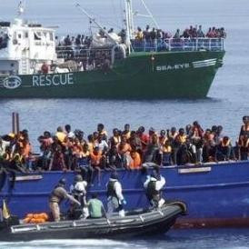 Eltűnnek a menekülteket mentő segélyszervezetek a Földközi-tengerről