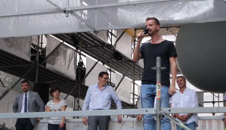 Így reagált a Fidesz arra, hogy Gulyás Márton péntek este közös színpadra állította az ellenzéki vezetőket