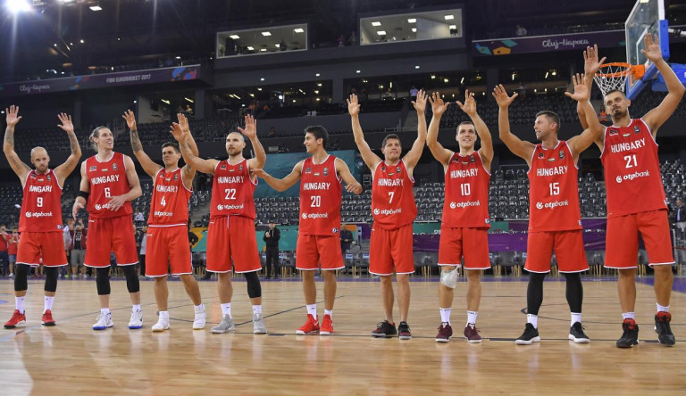 Nyolcaddöntőben a magyar kosarasok