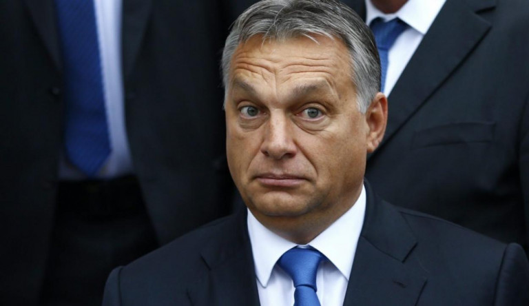 Orbán sorra kapja a kokikat: most épp Martonyi János és Stumpf István kritizálta