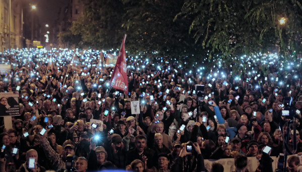 Mitől fél Orbán Viktor? – Hősök nélküli terek