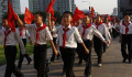 Szürreális, ahogy Észak-Koreában gyerekekkel ünnepeltetik a sikeres fegyverkísérleteket 