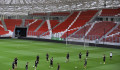 Annyira kevés a néző a debreceni stadionban, hogy esküvőket, diákbulikat szerveznek oda, hogy legalább legyen benne valaki