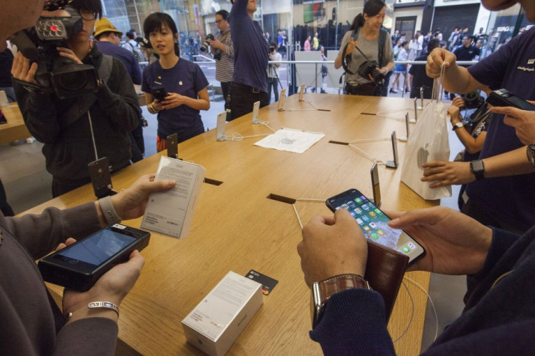 Erőfölénnyel való visszaélés miatt indított pert azt Apple ellen az Egyesült Államok kormánya