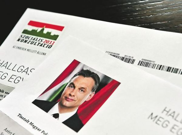 Beszéljen a politikusával!