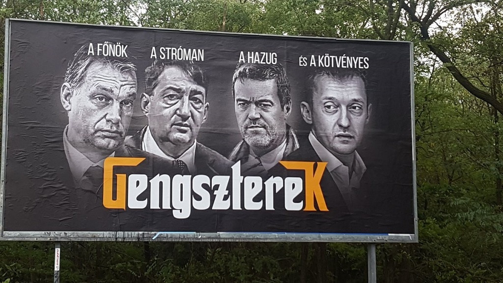 Ömlenek az adományok a Jobbikhoz