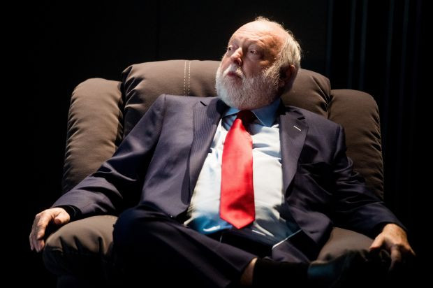 Papa csak egy van - A Vajna-éra a magyar filmgyártásban