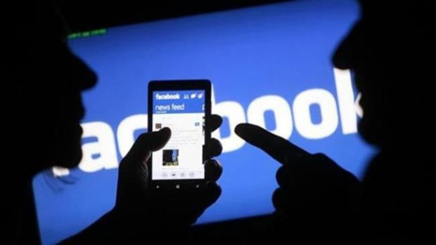 Életbe lépett a legszigorúbb netes szabályozás