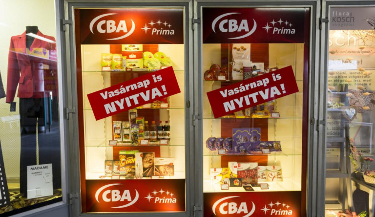 Most épp az Auchan vesz át egy CBA-üzletet