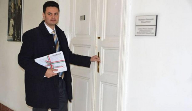 „Fel kell szabadítani a várost” – Márki-Zay Péter útja a polgármesteri csatáig