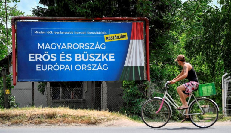 A Fidesz egyik kedvence hetente fizet a Fidesz másik kedvencének, hogy mérjék meg, mennyire király a Fidesz
