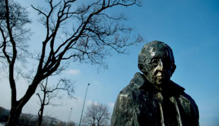 Ez most egy jó hír: A tiltakozás után, most ígéret van rá, hogy mégis megmaradhat a Lukács Archívum