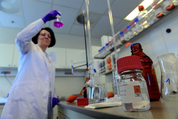Mennyibe kerül az emberélet? – Gyógyszermizériák 2.