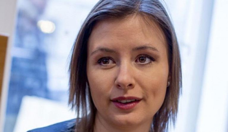 Dúró Dóra: „Nincsenek lelkiismereti  problémáim”  