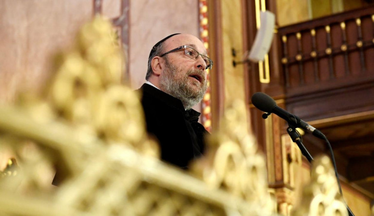 A nagy budapesti rabbicsata: az első menet
