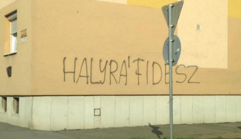 Nagyon szurkolt valaki a Fidesznek, csak közben becsúszott egy apró hiba